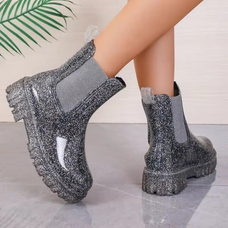 Quelles chaussures pour la pluie ? Notre top 3 de chaussures parfaites par temps de pluie !